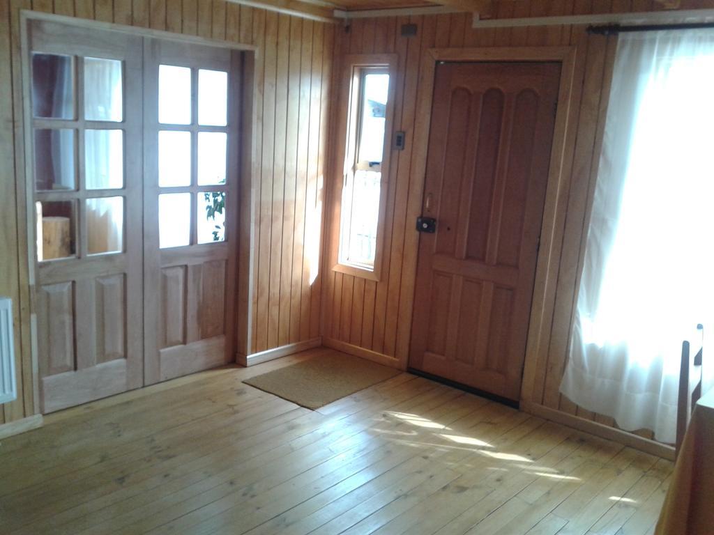 Casa Lucy Bed & Breakfast Пуерто Наталес Екстериор снимка